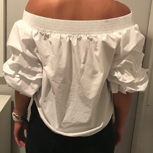 Off the shoulder, white top - Picture 3 of 4